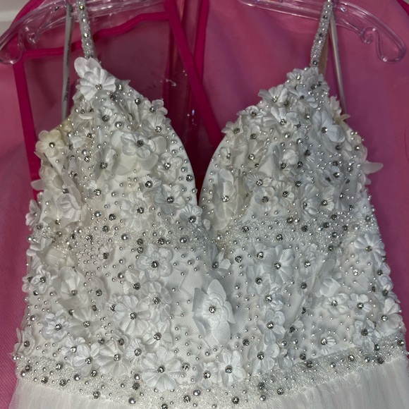 Sherri Hill - Picture 5 of 6